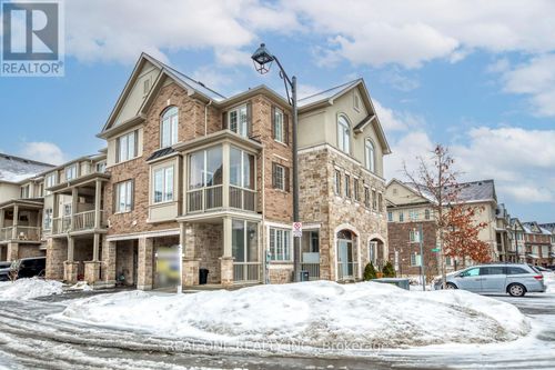 378 Alderwood Common, Oakville, ON, L6H0P8 | Card Image