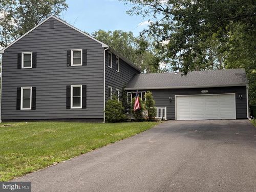 17 Mill Park Ln, MARLTON, NJ, 08053-9726 | Card Image