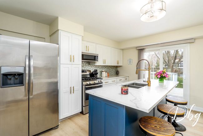395 Magnolia Ave, House other with 3 bedrooms, 2 bathrooms and 2 parking in Gurnee IL | Image 16