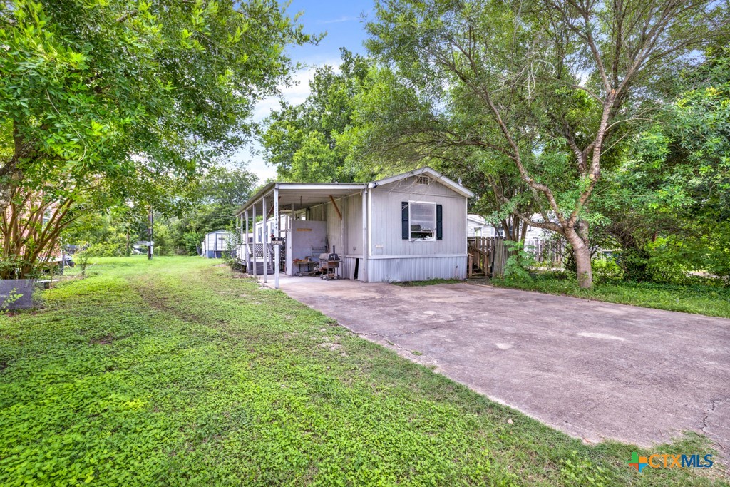 Harper Dr, San Marcos, TX 78666