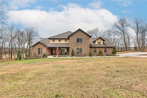 425 Ne Duke Hill Rd, Bentonville, AR, 72713-5096 | Card Image