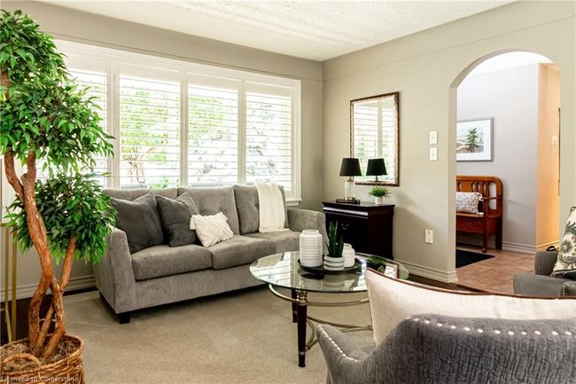 66 Garden Ave, House other with 4 bedrooms, 3 bathrooms and 4 parking in Ancaster ON | Image 11