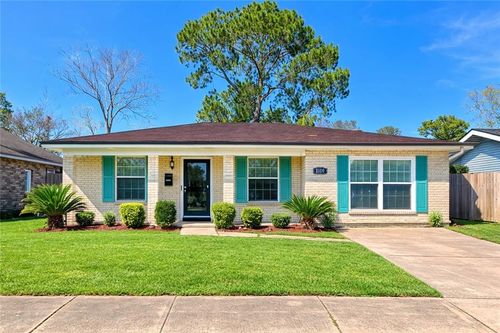 1522 Maplewood Dr, Harvey, LA, 70058-3812 | Card Image