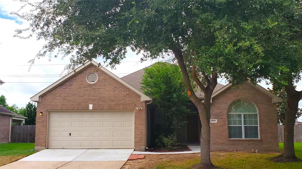 Wildcroft Dr, Katy, TX 77449