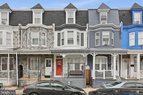 842 Locust St, READING, PA, 19604-2411 | Card Image