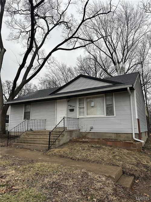 6812 Brower Ct, Saint Louis, MO, 63134-1201 | Card Image