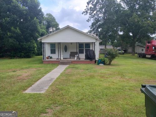 409 N Tillman St, Glennville, GA, 30427-2429 | Card Image