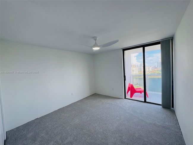 APT-1906 - 3675 N Country Club Dr, Condo with 2 bedrooms, 2 bathrooms and null parking in Aventura FL | Image 11