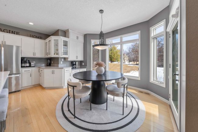 Informal dining area in the kitchen | Image 20