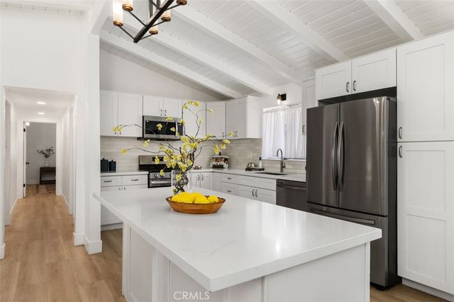 9668 Devon St, House other with 3 bedrooms, 2 bathrooms and null parking in Rancho Cucamonga CA | Image 16