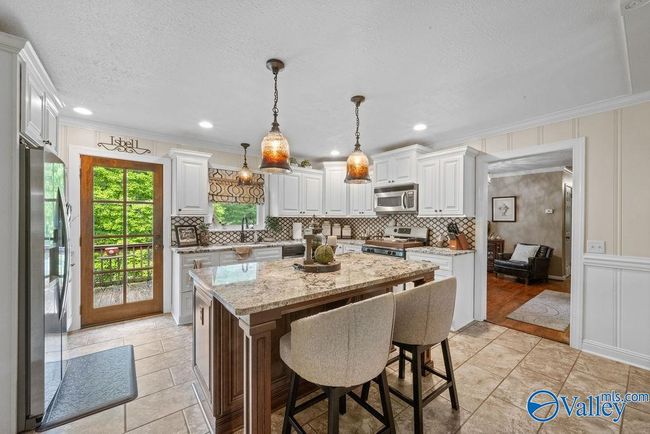 614 Davis Dr, House other with 3 bedrooms, 4 bathrooms and null parking in Glencoe AL | Image 14