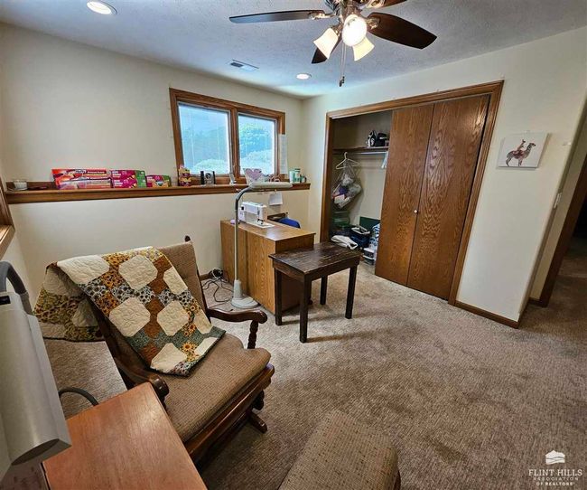 1605 Parkplace Court, House other with 3 bedrooms, 3 bathrooms and null parking in Abilene KS | Image 36