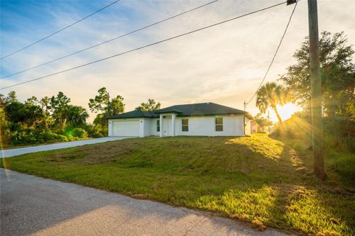 7010 Stacy Ln, PORT CHARLOTTE, FL, 33981-6237 | Card Image