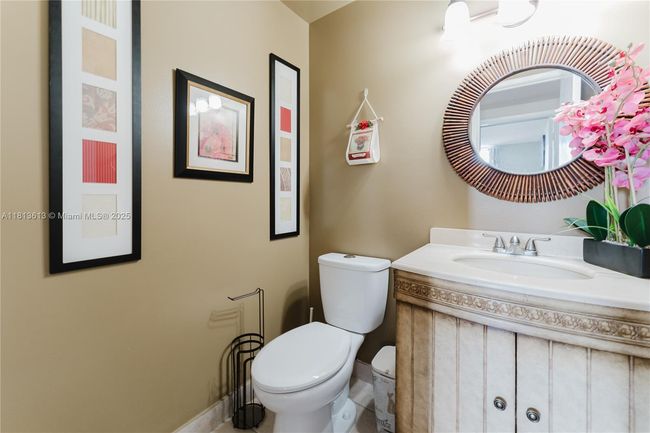 APT-505 - 4330 Hillcrest Dr, Condo with 1 bedrooms, 2 bathrooms and null parking in Hollywood FL | Image 21