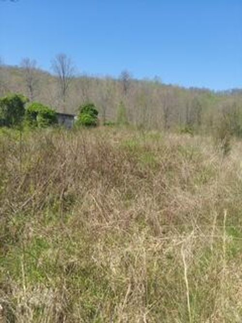 1112 Covered Bridge Rd, Wallingford, KY, 41093-8484 | Card Image