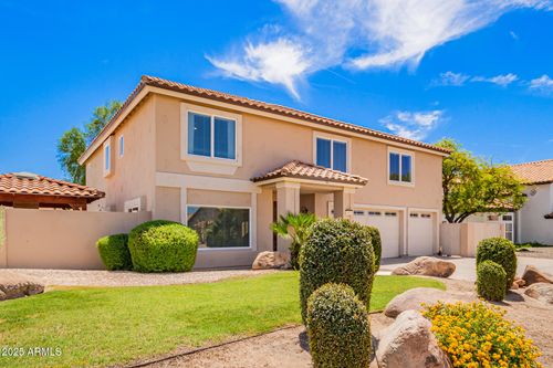 2863 E Mallory St, Mesa, AZ, 85213-1668 | Card Image