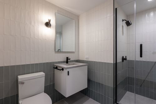 206-1712 Oak Ave, Evanston, IL, 60201-5938 | Card Image
