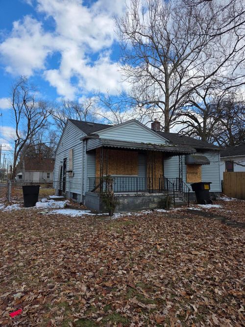 19510 Ferguson Street, Detroit, MI, 48235 | Card Image