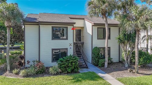 372-372 Moorings Cove Dr, Tarpon Springs, FL, 34689-2676 | Card Image