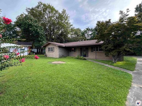 216 W Pioneer, Wake Village, TX, 75501 | Card Image