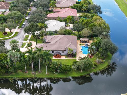 12995 Sw 40th St, Davie, FL, 33330-4744 | Card Image