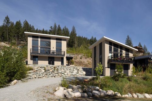 7666 Cerulean Dr, Pemberton, BC, V0N2L3 | Card Image