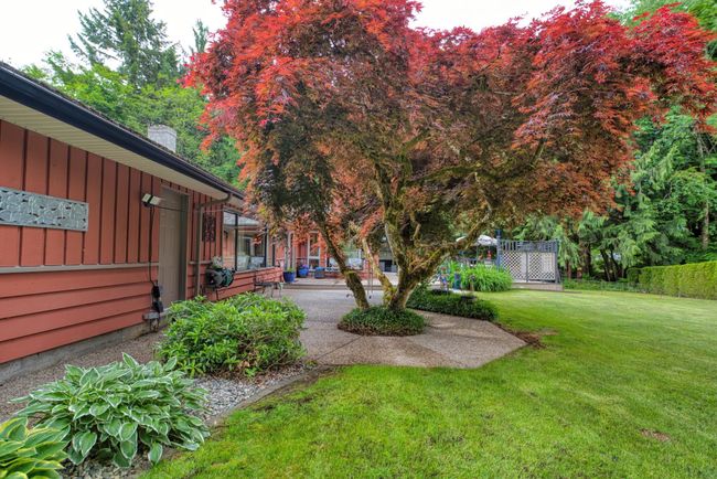 6241 Sechelt Inlet Rd, House other with 3 bedrooms, 2 bathrooms and 5 parking in Sechelt BC | Image 31
