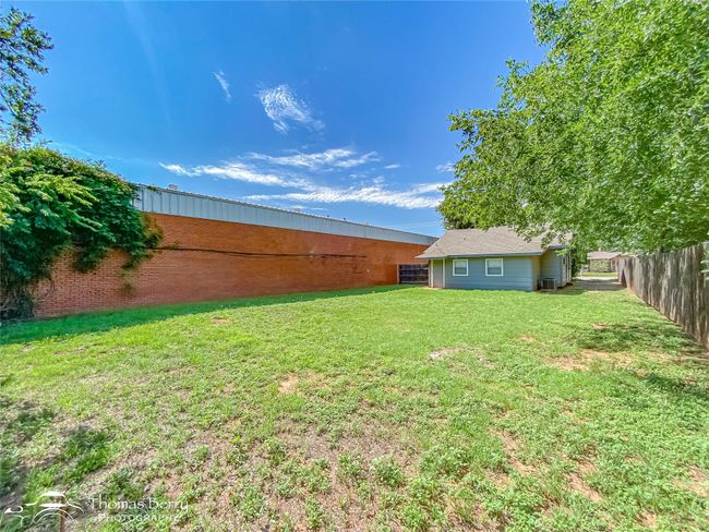 View of yard | Image 33