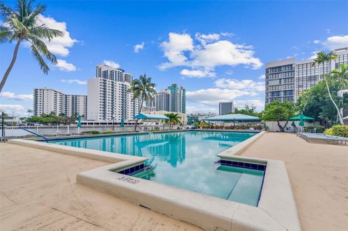 317-800 Parkview Dr, Hallandale Beach, FL, 33009-2978 | Card Image