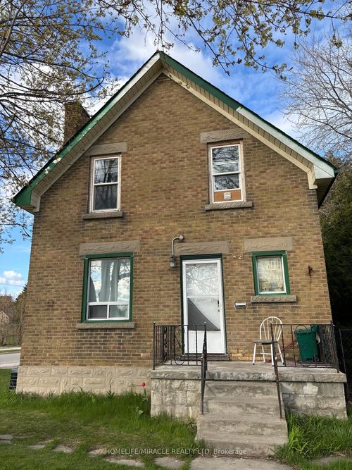 22 Weber St N, Waterloo, ON, N2J3G4 | Card Image