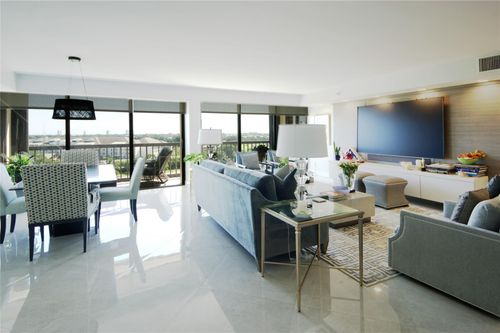 1006-2480 Presidential Way, West Palm Beach, FL, 33401-1355 | Card Image