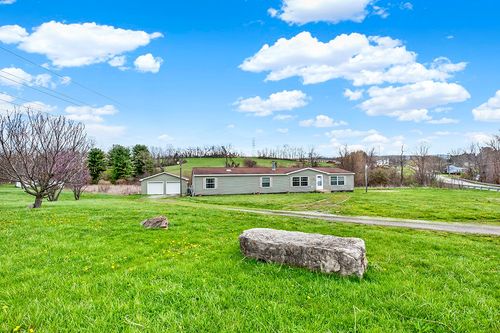 2533 W Crawford Ave, Connellsville, PA, 15425-1916 | Card Image