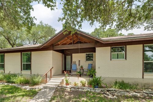 8604 Granada Hills Dr, Austin, TX, 78737-1443 | Card Image