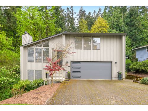 6002 Skyline Cir, West Linn, OR, 97068-3052 | Card Image