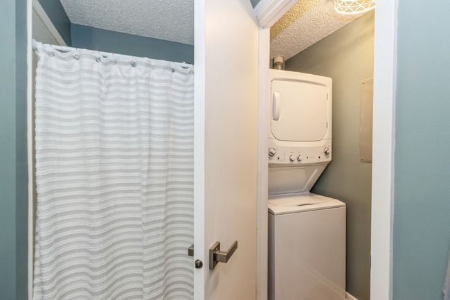 Laundry in Unit | Image 23