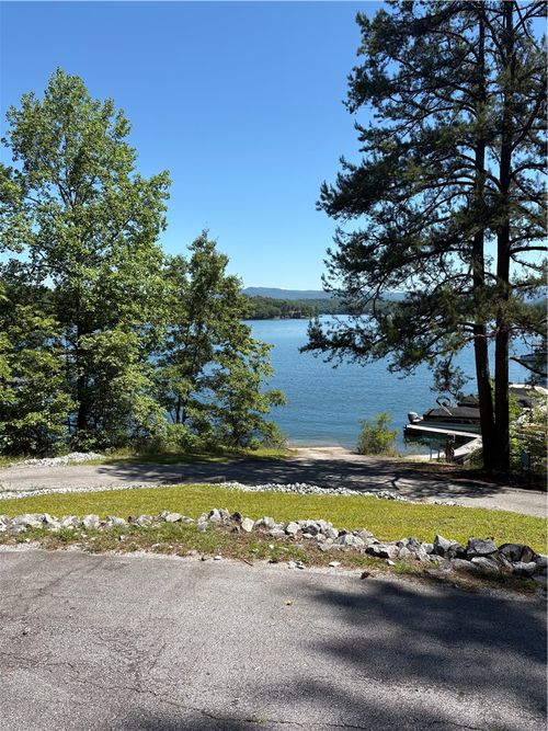 225 Bay View Dr, Salem, SC, 29676-3208 | Card Image