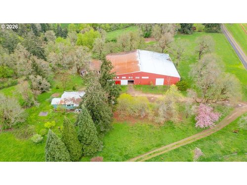 10425 Edmunson Dr Se, Salem, OR, 97317-8822 | Card Image
