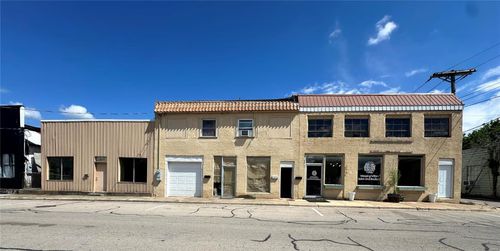 210-210 W 2nd St, Lebanon, MO, 65536-2904 | Card Image
