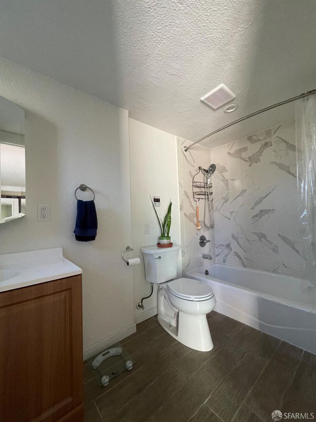 21723 Ada St, House other with 3 bedrooms, 2 bathrooms and 2 parking in Castro Valley CA | Image 73