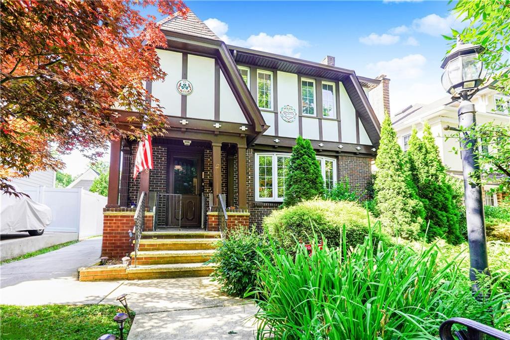 Elwood Pl, Staten Island, NY 10301