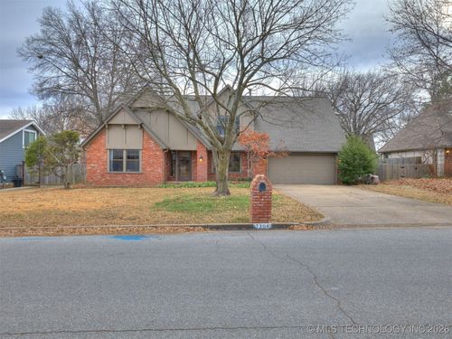 7304 E 87th St, Tulsa, OK, 74133-4868 | Card Image