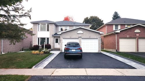 bsmt-689 Leslie Valley Dr, Newmarket, ON, L3Y7J6 | Card Image