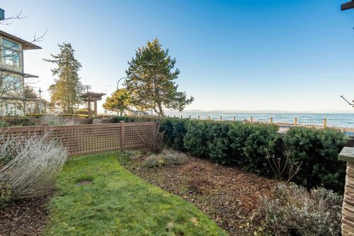 105-5160 Davis Bay Rd, Sechelt, BC, V7Z0H3 | Card Image