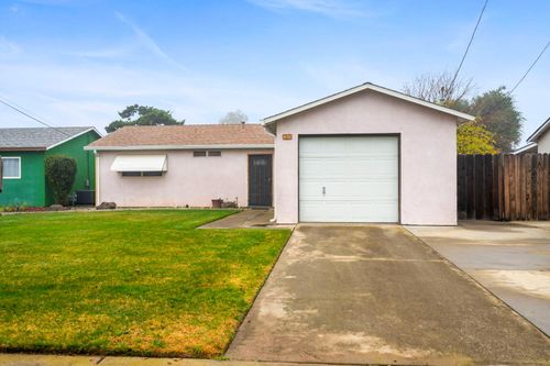 357 S 4th Avenue, Oakdale, CA, 95361 | Card Image