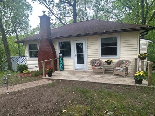 1721 Valley Ct. Court, Norvell Township, MI, 49230 | Card Image