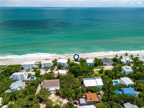 9556 Doubloon Dr, Vero Beach, FL, 32963-5601 | Card Image