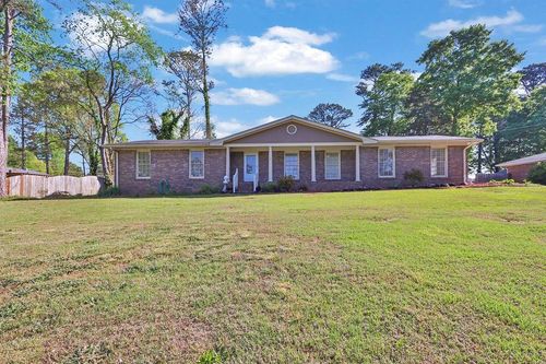 2681 Kings Cir, Lawrenceville, GA, 30044-4448 | Card Image