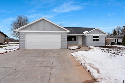 8350 Pheasant Run Trail, Winchester, WI, 54947 | Card Image