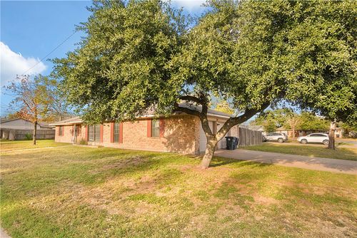1003 Holik Drive, College Station, TX, 77840 | Card Image