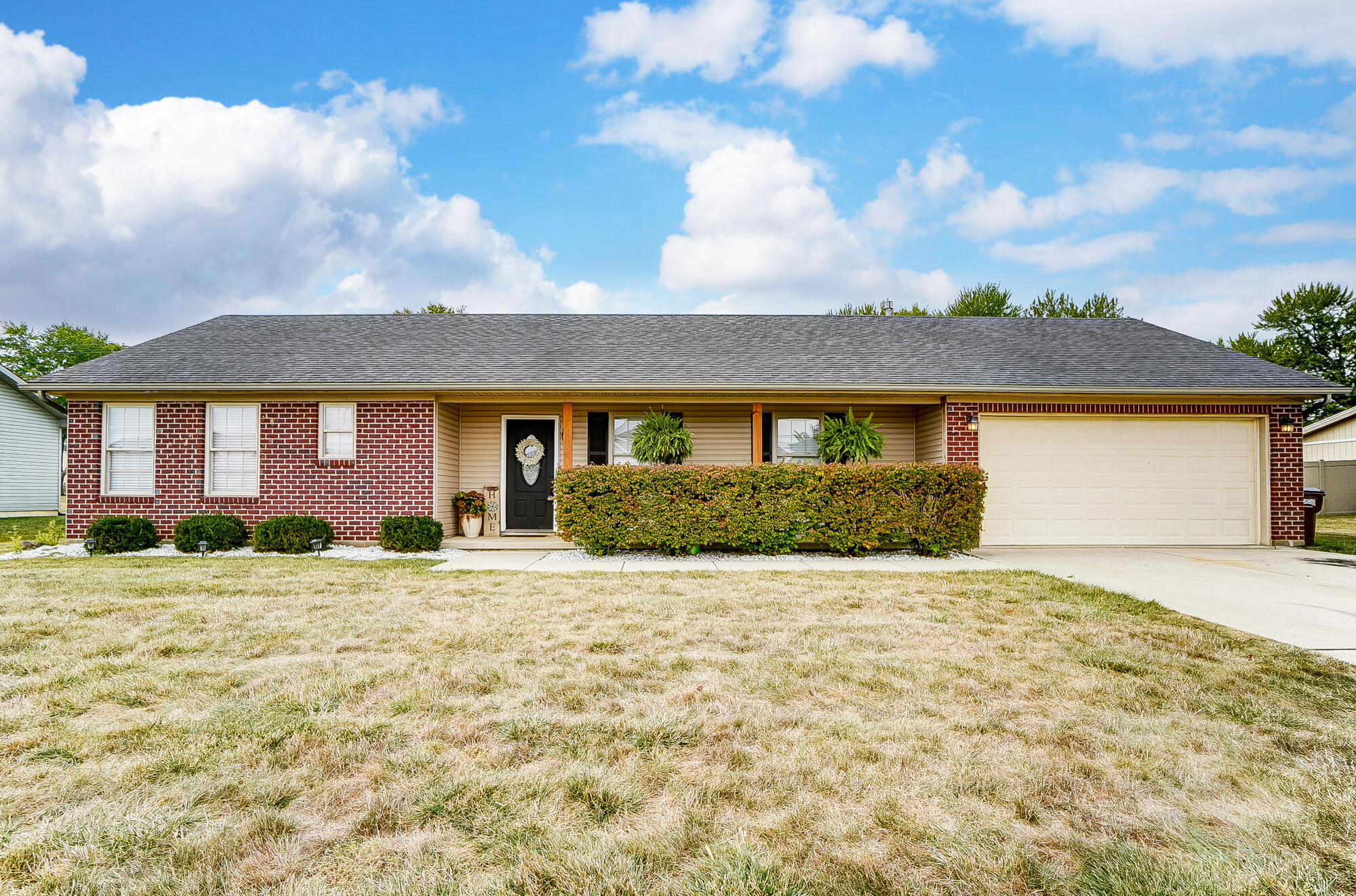 Patty Dr, Bradford, OH 45308